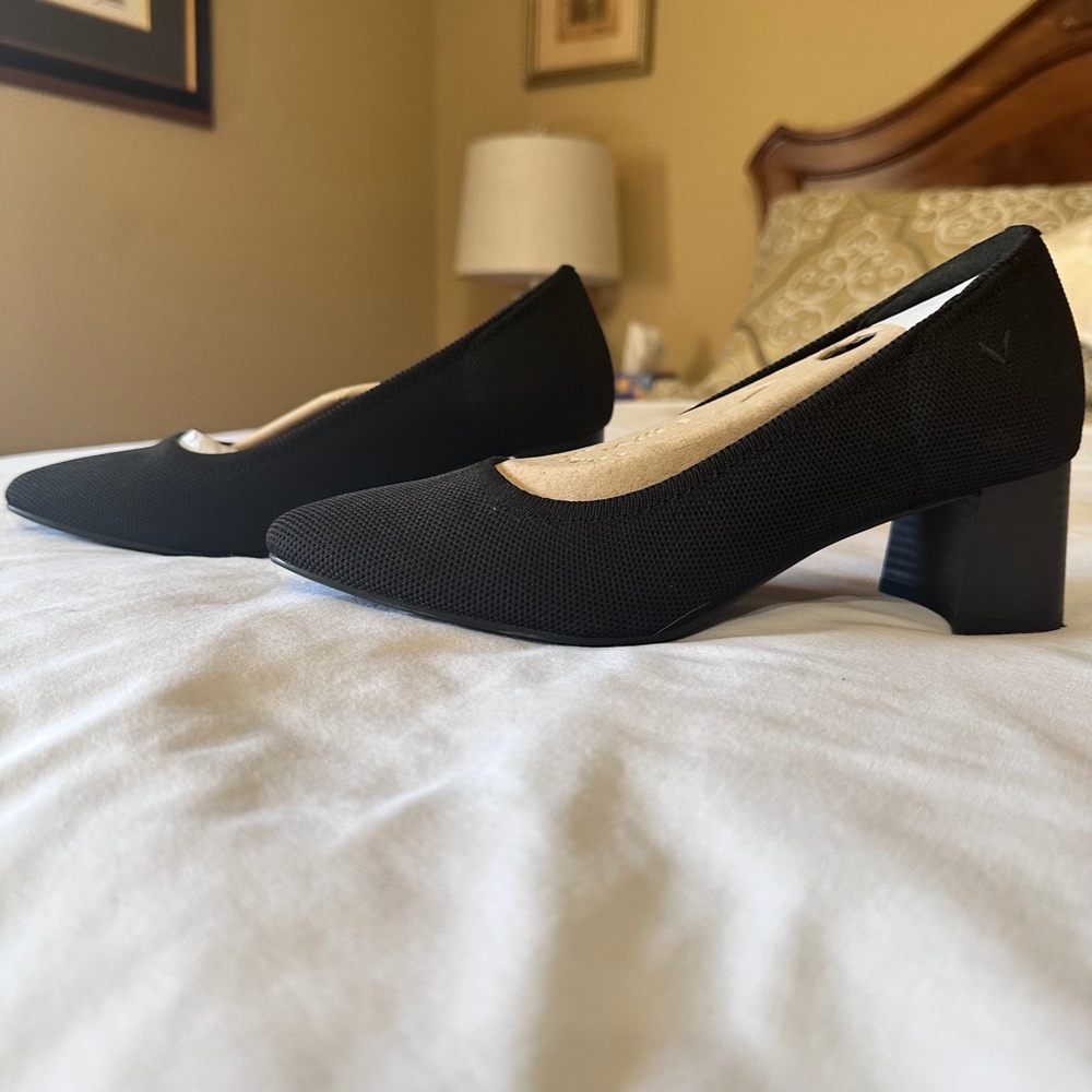 COPY - Vivaia Tamia Block Heel in Black Size EU 38.5/M